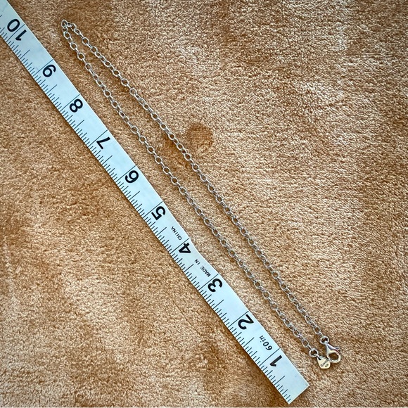 Barse all sterling and turquoise, with blue lighter blue, and splashes of green. - Picture 4 of 9